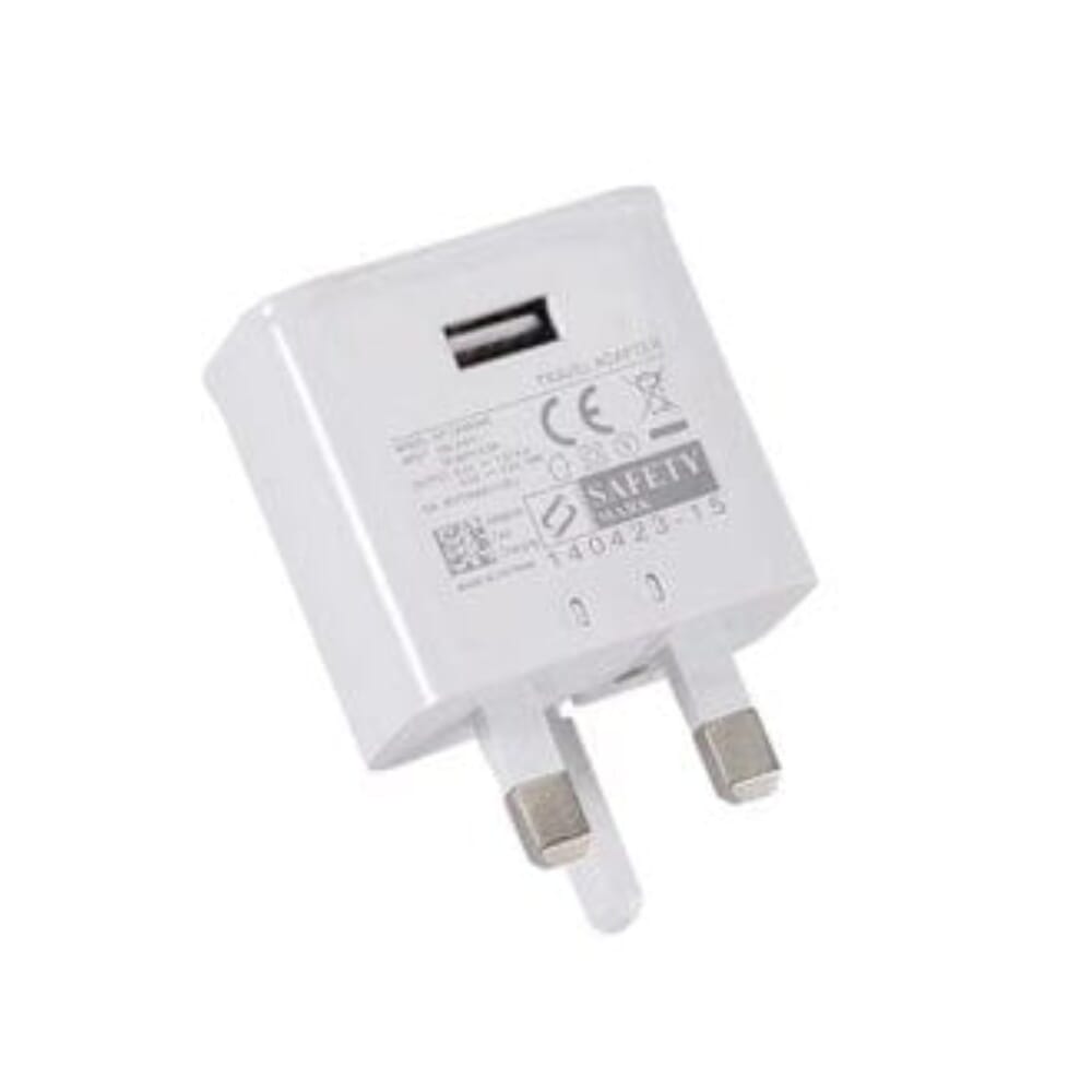 شاحن جداري من هوتو بقوة شحن سريعة، منفذ USB بتصميم مدمج وحماية متقدمة، أبيض - FB03UWE