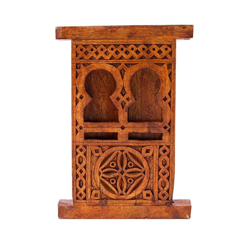 روشن مجسم خشبي تراثي لشبام حضرموت بنقشات محفورة