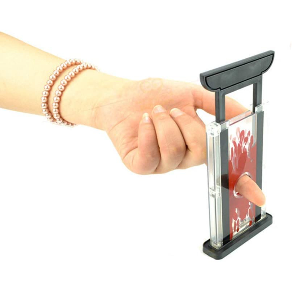 سيثيريا قاطع أصابع باللهب