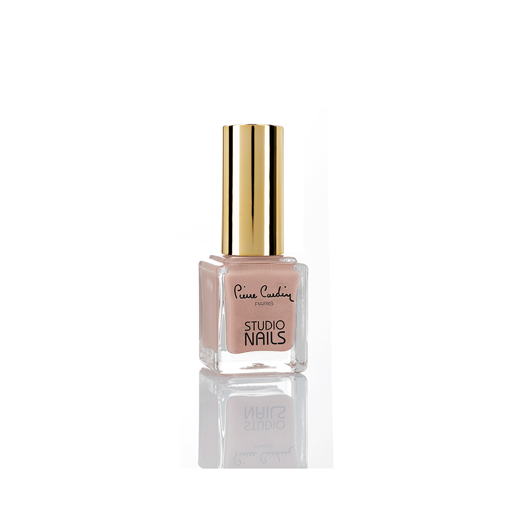 بيير كاردان مناكير ستوديو نيلز ٢٢