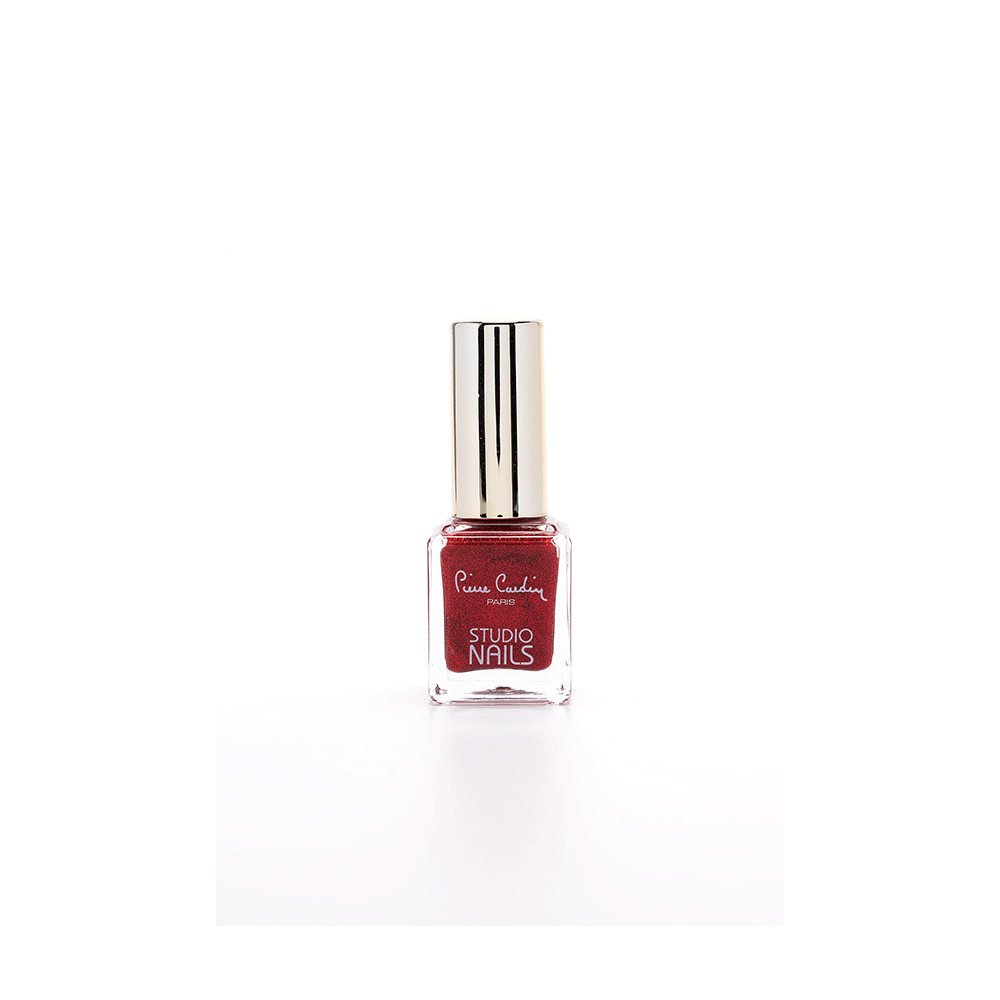 بيير كاردان مناكير ستوديو نيلز