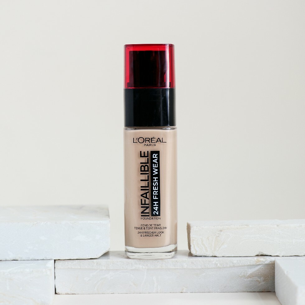 لوريال باريس - كريم اساس انفاليبل تغطية 24 ساعة - درجة 140