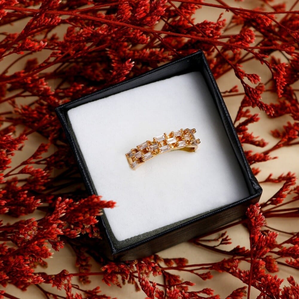 خاتم زركون بتصميم أنيق ومميز- مقاس 8