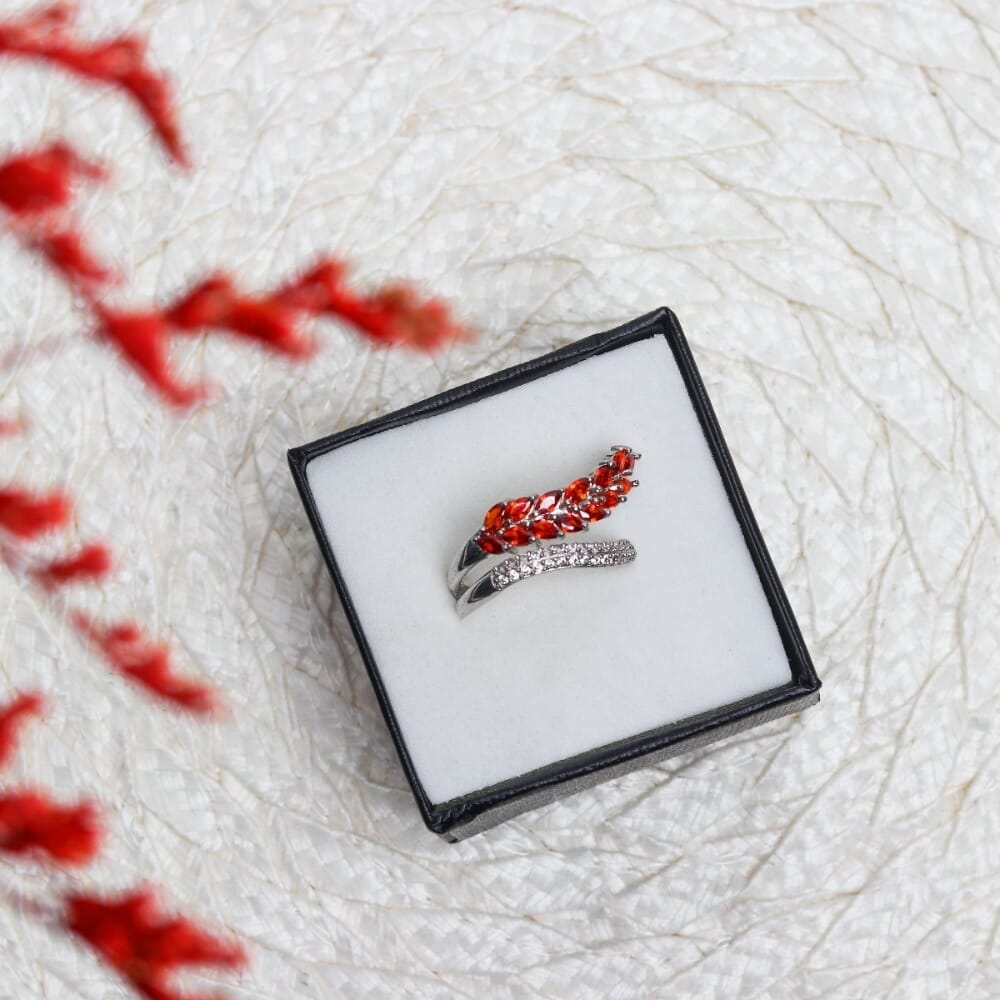 خاتم زركون بتصميم فريد