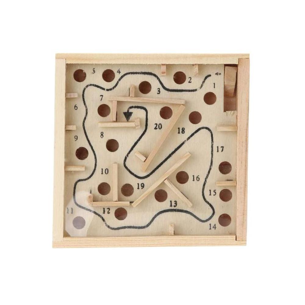 لعبة متاهة لوحية