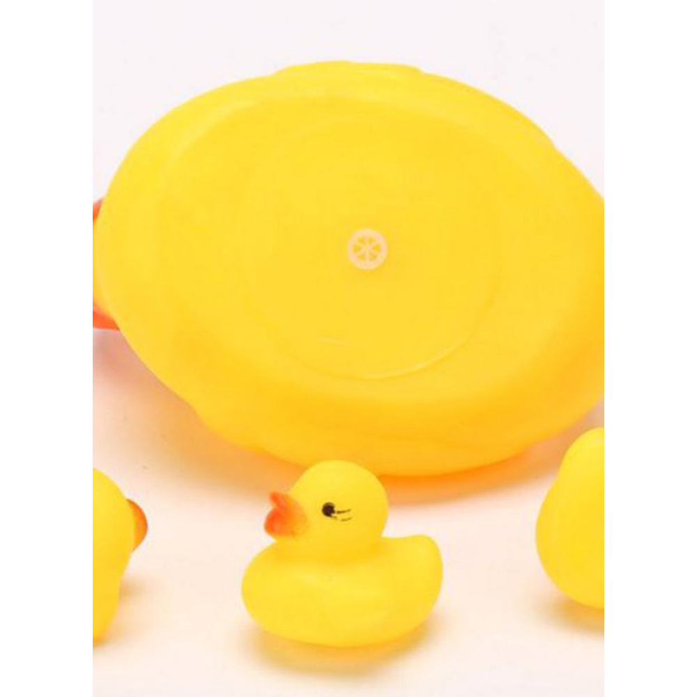 طقم دمى بط للإستحمام 4 قطع - 3.2 بوصة