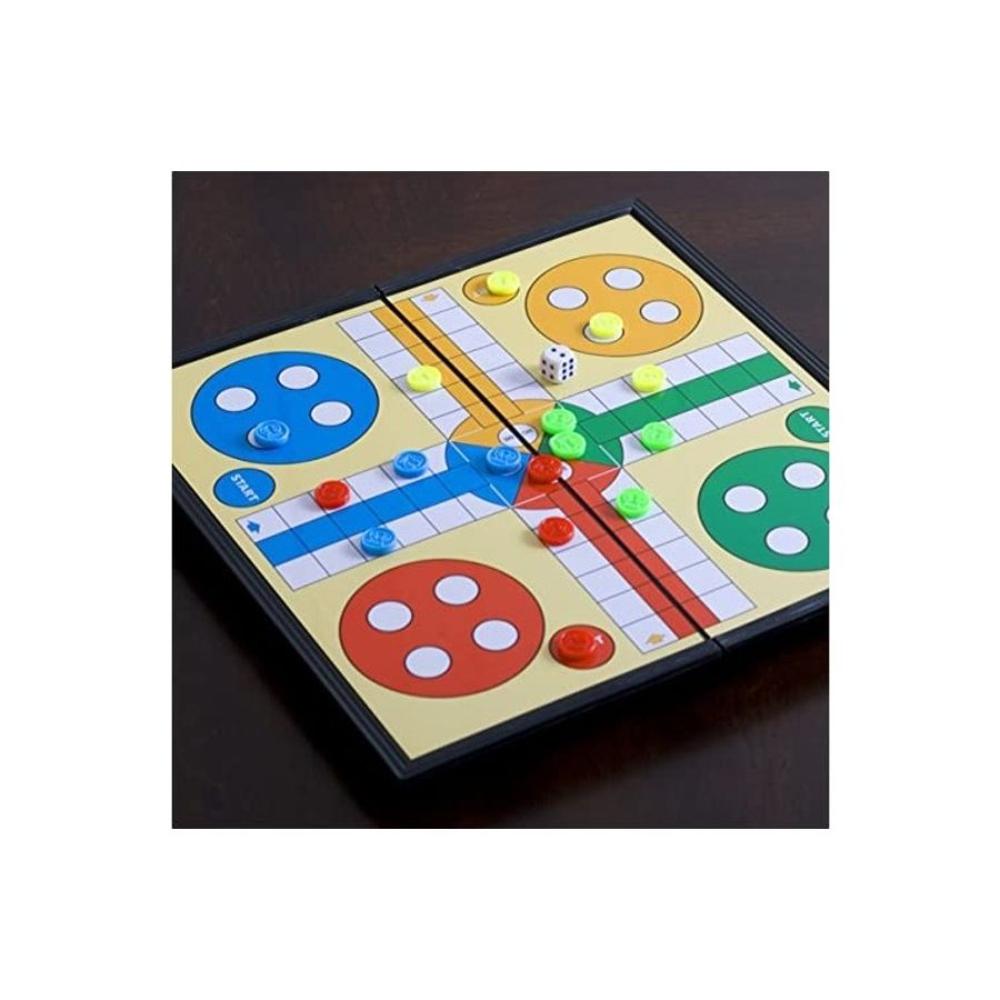 لعبة لودو مغناطيسية تقليدية لوحية