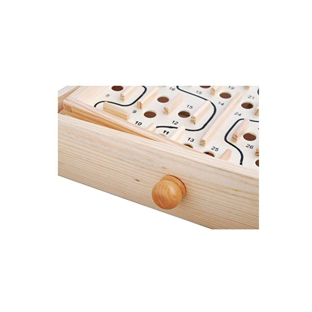 لعبة متاهة لوحية