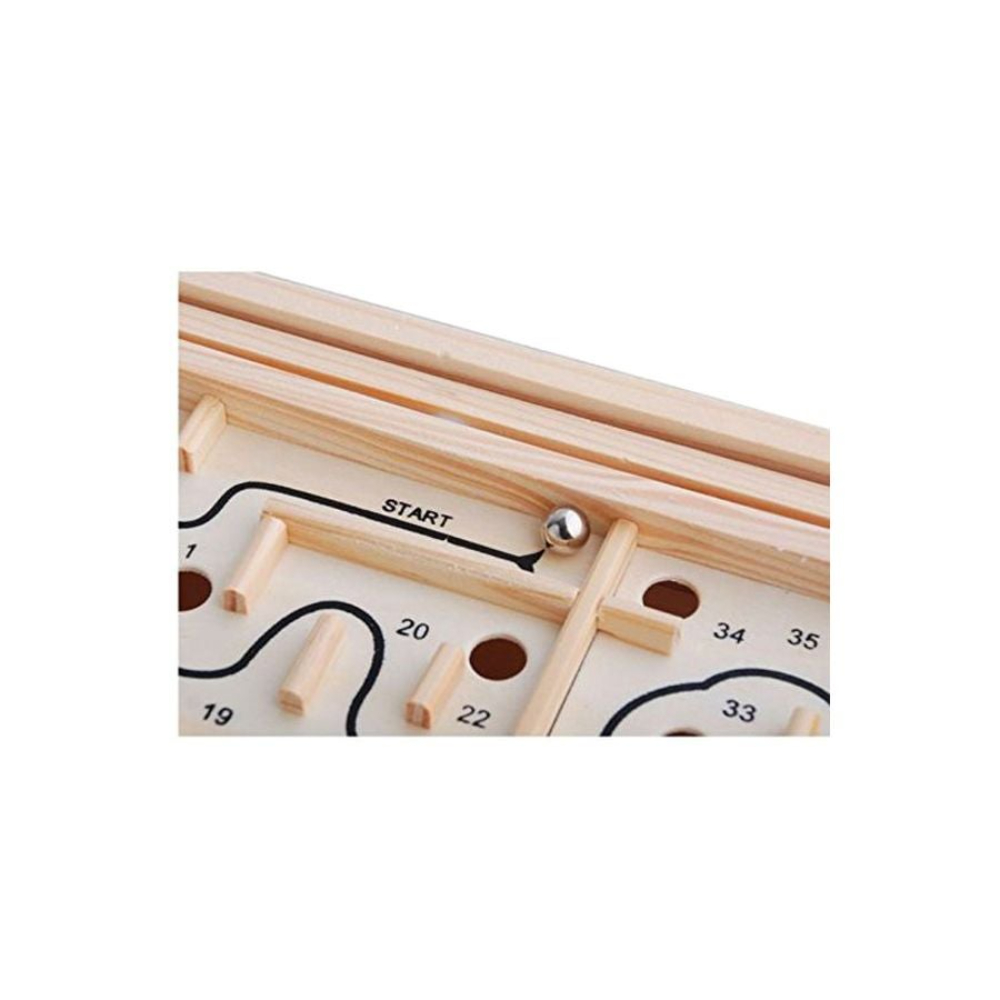 لعبة متاهة لوحية