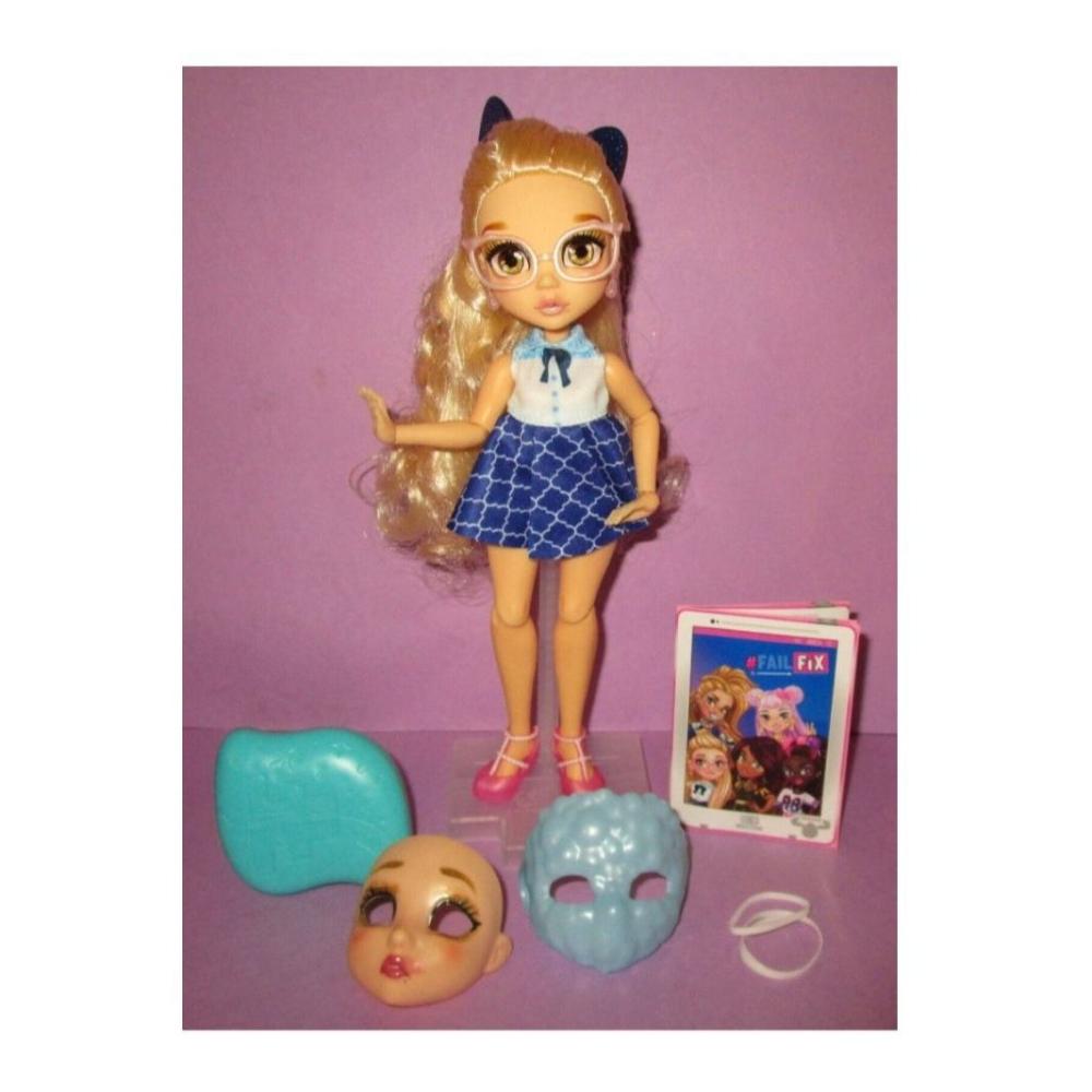  مجموعة دمى عصرية مع أقنعة تنكرية