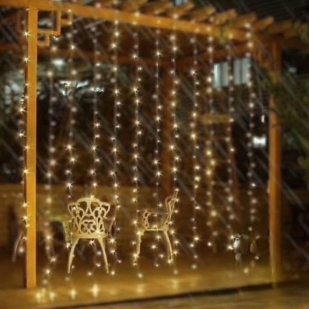 ستائر إضاءة LED (LED curtain lights)