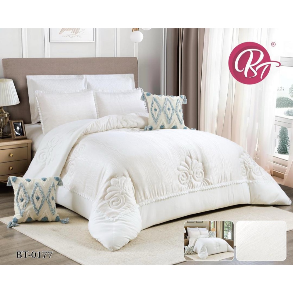 لحاف نفرين 8 قطع ماركة BT
 
  قماش جاكار من اجود الانواع مطرز