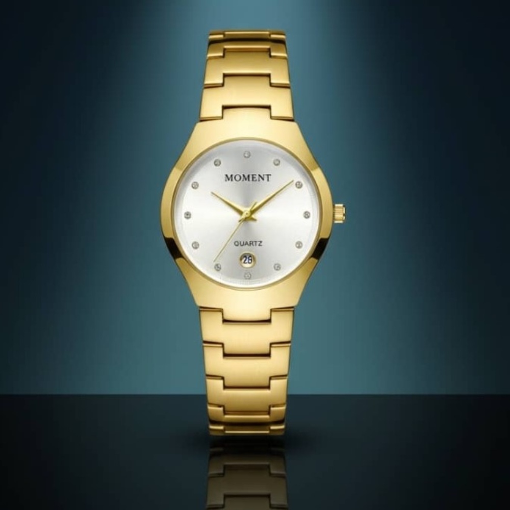ساعة يد للرجال تحمل علامة "MOMENT